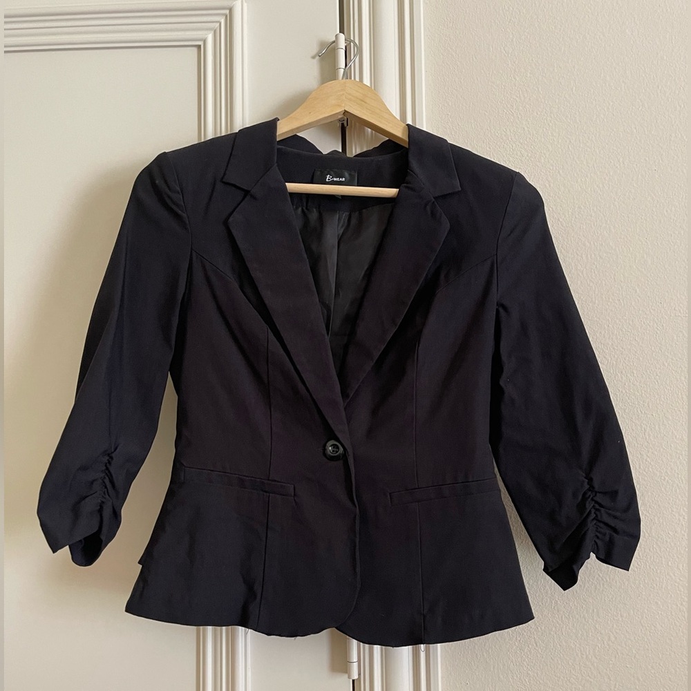BWear Quarter Sleeve Blazer